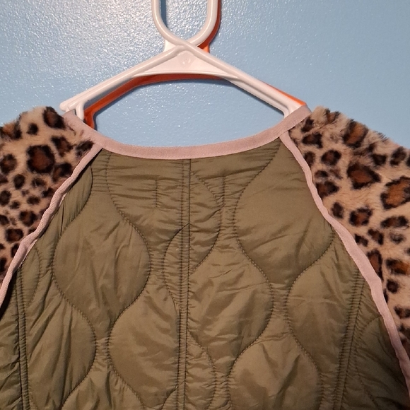 Anthropologie Olive Quilted Jacket - Picture 13 of 13